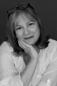 A photo of Alice Hoffman.